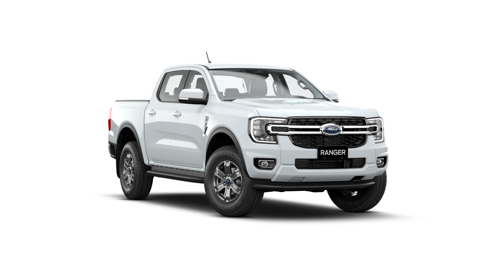P703_VN_XLT_DBL_PantherJ_4WD_PartTime_FrozenWhite_PN3GZ_VN_Showroom_0.png